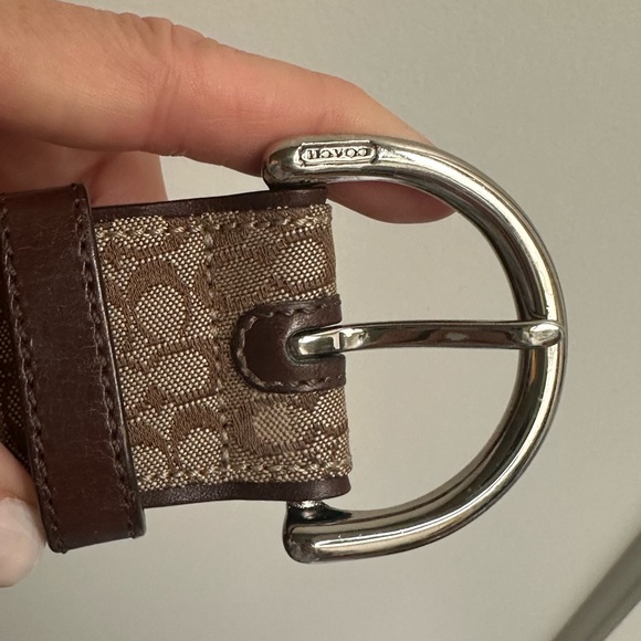 Coach women’s belt. - Picture 2 of 4